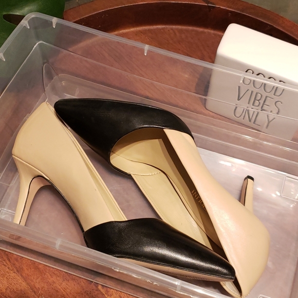 Enzo Angiolini Two-Tone Heels - Picture 5 of 5